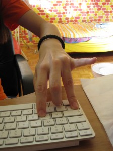 "Save for Web hand position 2